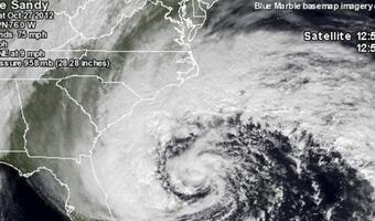 USA po huraganie: Lotniska dziś wznowią działalność, zalane metro, kampania prezydencka zawieszona