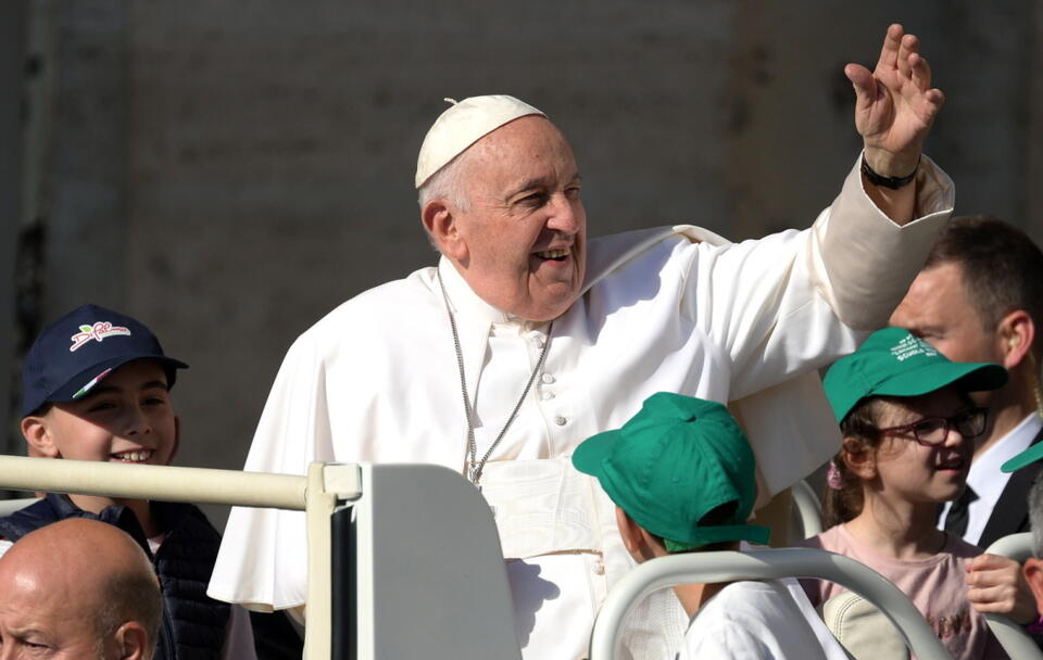 papież Franciszek / autor: PAP/EPA/ETTORE FERRARI