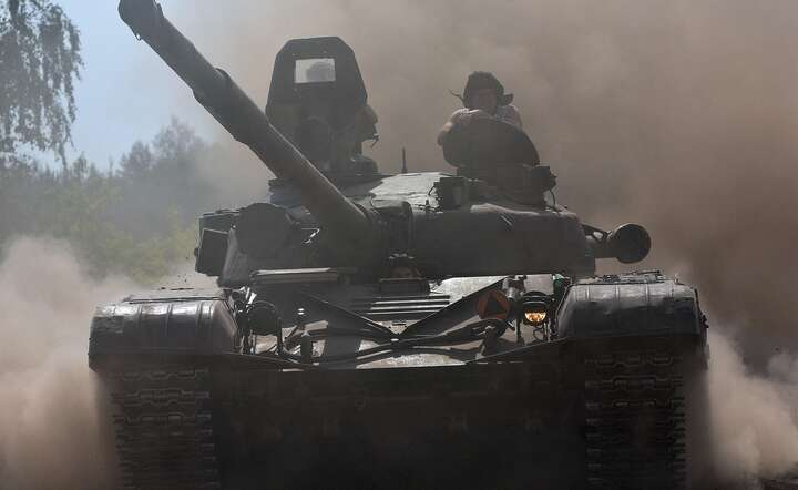 Rosyjski czołg T-72 był w latach 70. i 80. podstawowym czołgiem wojsk ZSRR i Układu Warszawskiego i nadal jest w służbie u Rosjan / autor: Pixabay