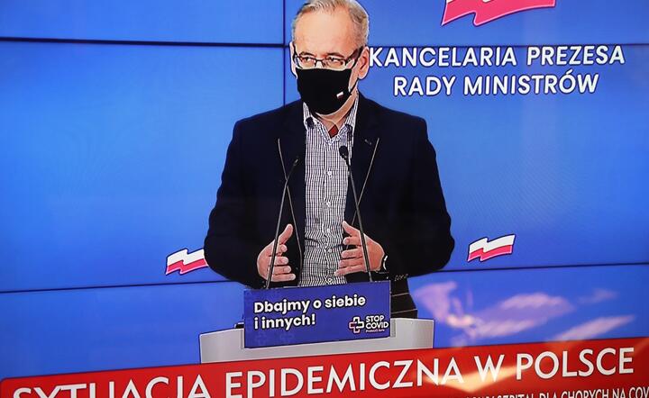Transmisja konferencji prasowej ministra zdrowia Adama Niedzielskiego / autor: PAP/Wojciech Olkuśnik