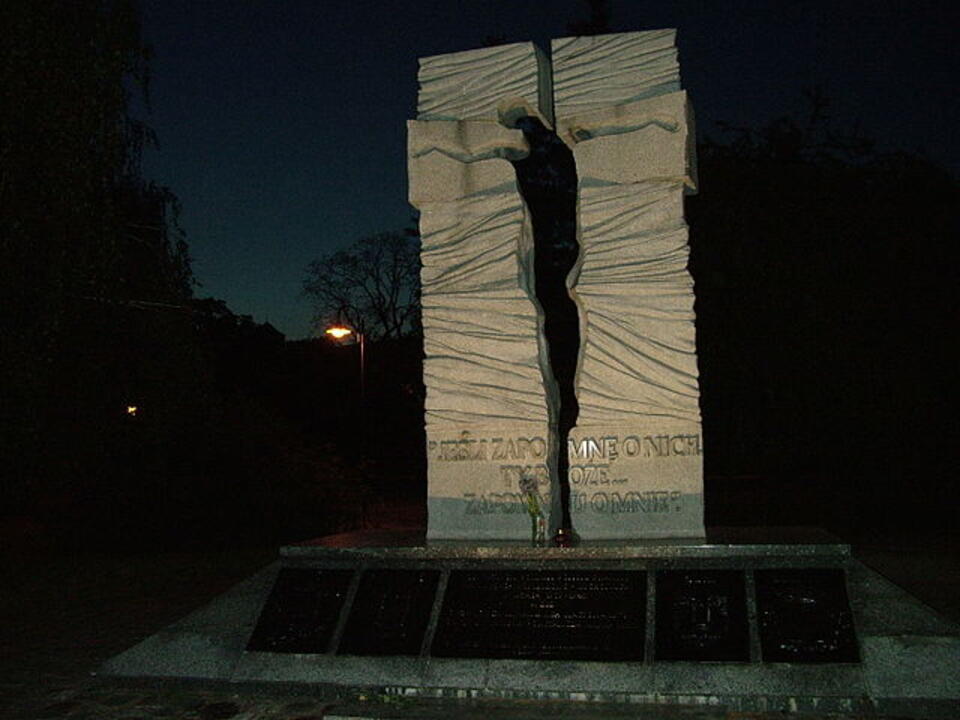 Pomnik Ofiar Wołynia we Wrocławiu Fot. Stanislaw Kosiedowski/Wikipedia.pl na lic. GNU oraz lic. CC BY-SA 3.0
