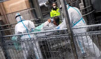 Włochy: Rekord dobowej liczby zgonów od początku pandemii