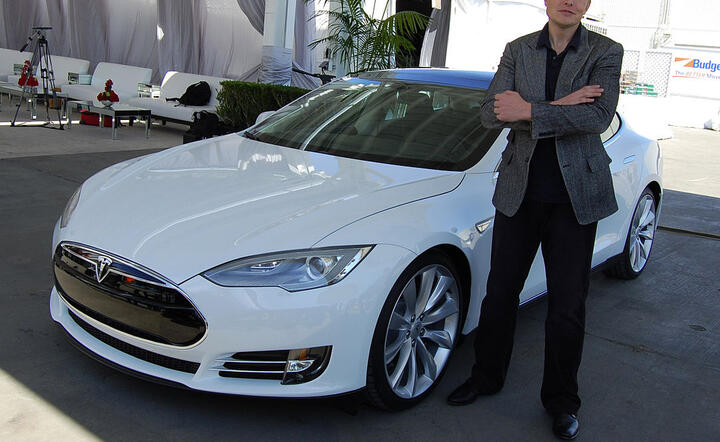 Elon Musk - By Maurizio Pesce from Milan, Italia - Elon Musk, Tesla Factory, Fremont (CA, USA), CC BY 2.0, https://commons.wikimedia.org/w/index.php?curid=38354348