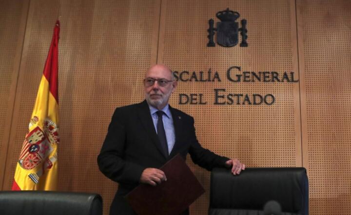 Spanish Attorney-General Jose Manuel Maza announces to file a complaint against former Catalonian regional government / autor: PAP/EPA/Ballesteros