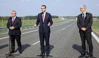 Morawiecki: budujemy drogi, gdzie o nich zapomniano