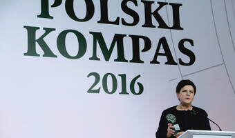 Premier Beata Szydło z Polskim Kompasem 2016