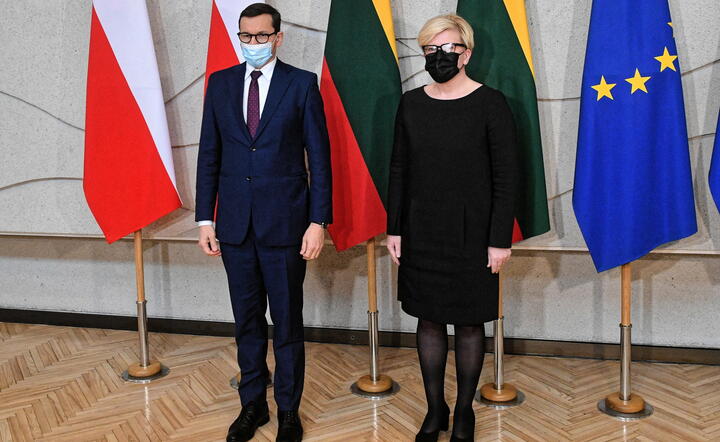 premier Mateusz Morawiecki i premier Litwy Ingrida Simonyte / autor: fotoserwis PAP