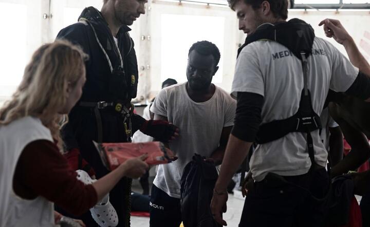 autor: PAP/EPA/KENNY KARPOV / SOS MEDITERRANEE / HANDOUT