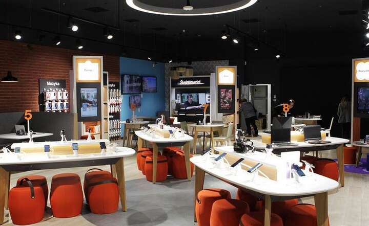 Interaktywny Smart Store Orange w Toruniu / autor: Orange