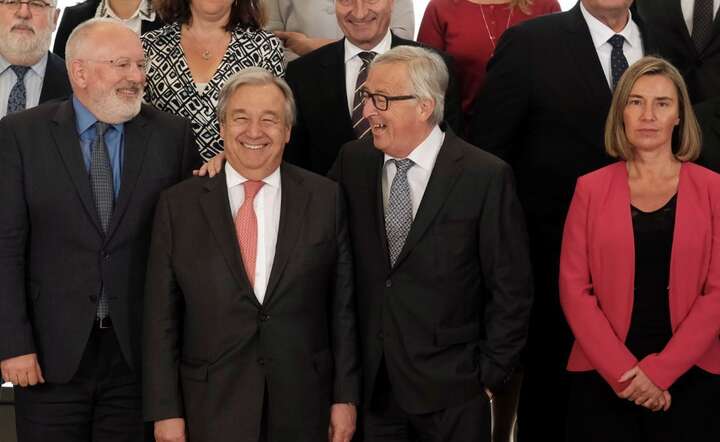 autor: PAP/EPA/OLIVIER HOSLET