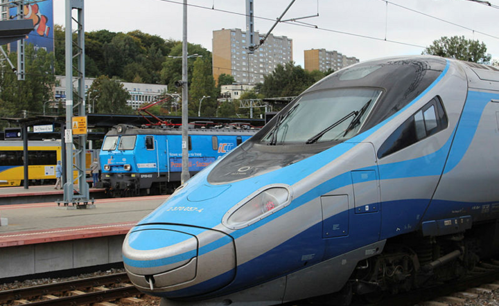 Pendolino z wi-fi / autor: Fratria