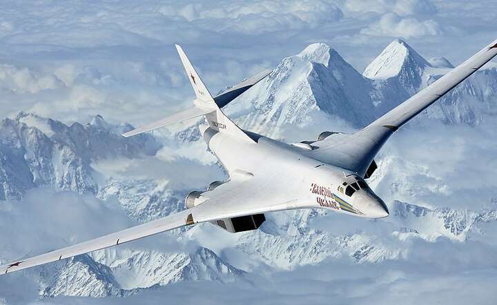 Tu-160 / autor: By Mil.ru, CC BY 4.0, https://commons.wikimedia.org/w/index.php?curid=41902857