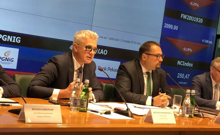 Prezes LOTOS Mateusz Bonca na konferencji wynikowej, 20 sierpnia / autor: Twitter @GrupaLOTOS