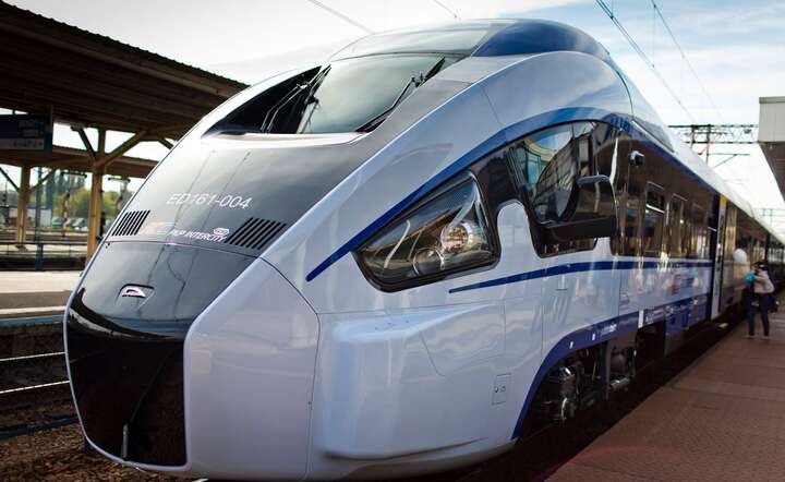 Pierwszy skład Dart w barwach PKP Intercity, fot. materiały prasowe Pesa