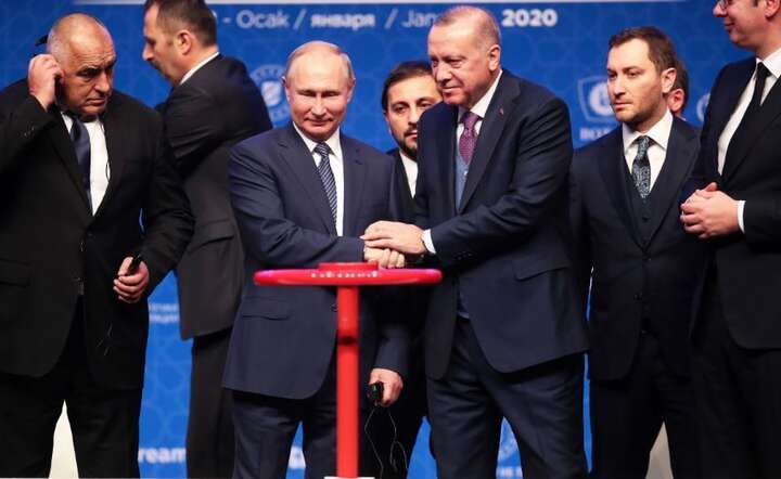 Recep Tayyip Erdogan i Władimir Putin / autor: PAP/EPA/TOLGA BOZOGLU