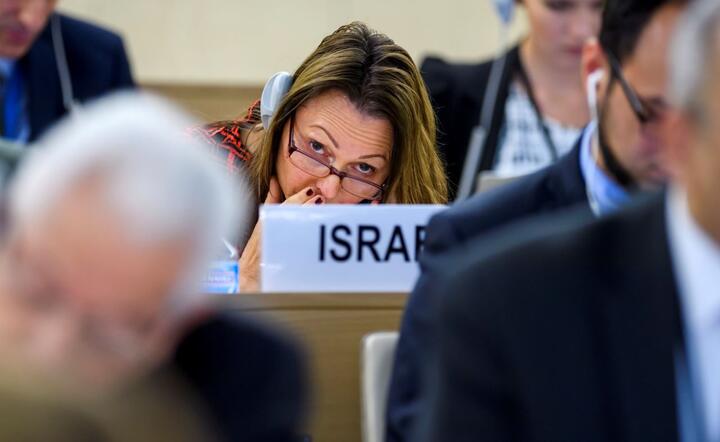 autor: PAP/EPA/MARTIAL TREZZINI