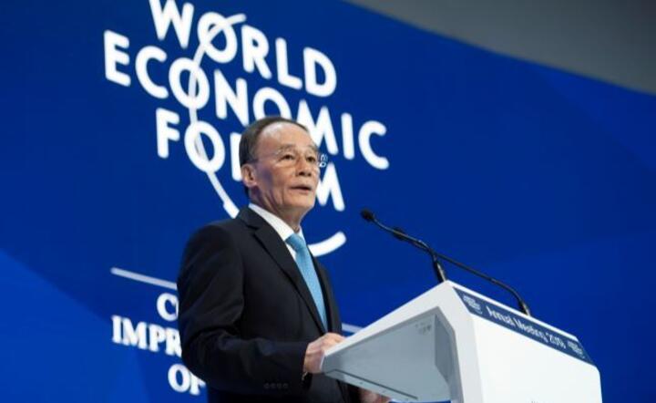Wang Qishan / autor: PAP/EPA/GIAN EHRENZELLER