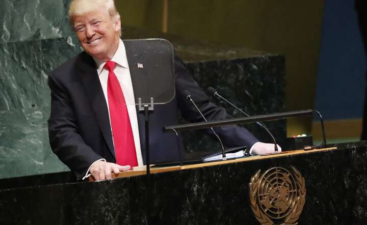 autor: PAP/EPA/JASON SZENES