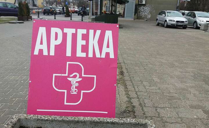 Apteka / autor: Fratria
