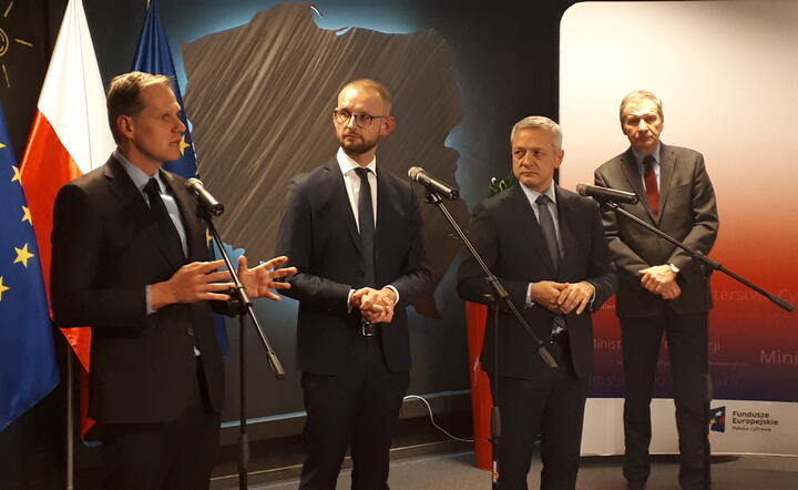 Porozumienie Min. Cyfryzacji i Facebooka / autor: Maksymilian Wysocki