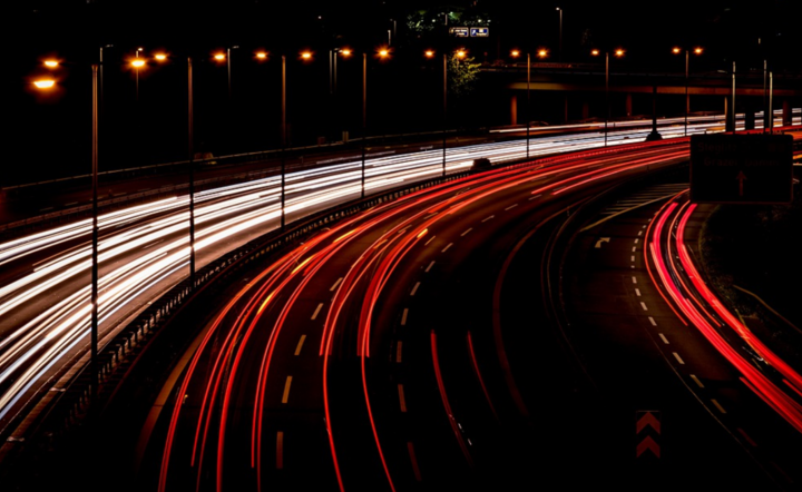 Autostrada / autor: Pixabay