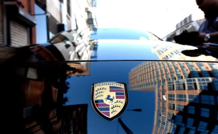 Czy Porsche Cayenne z silnikiem Diesla też trują atmosferę wielokrotnie bardziej od zapewnień producenta? fot. PAP/EPA/JUSTIN LANE