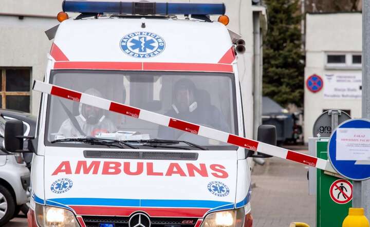 Ambulans / autor: PAP/Tytus Żmijewski