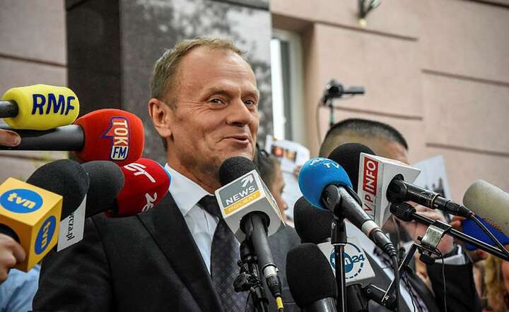 Zadowolony Donald Tusk / autor: Zuzanna Kruschewska