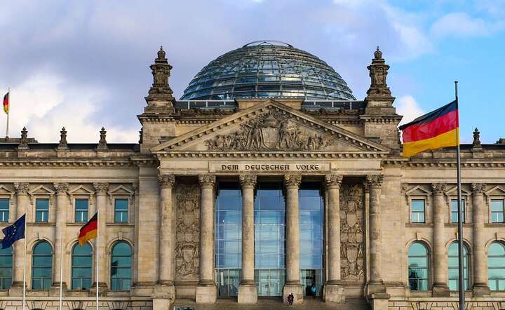 Bundestag / autor: Fratria
