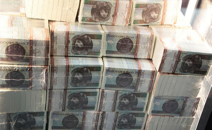 pieniądze/banknoty / autor: Fratria