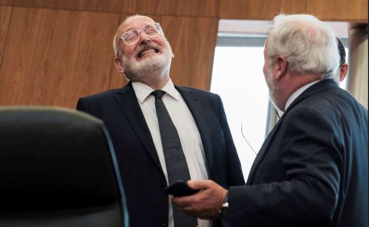 autor: PAP/EPA/OLIVIER HOSLET