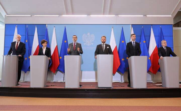 Konferencja prasowa w w KPRM w Warszawie / autor: PAP/Paweł Supernak