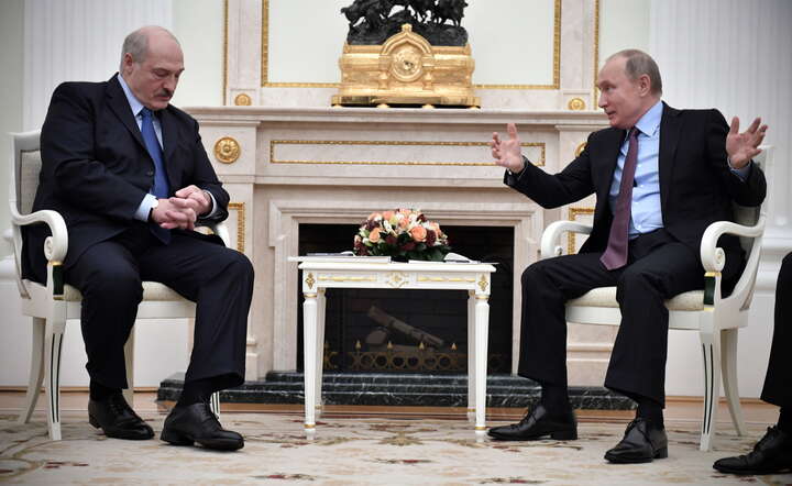 Prezydenci Rosji Władimir Putin i Białorusi Alaksandr Łukaszenka / autor: PAP/EPA/ALEXANDER NEMENOV / POOL