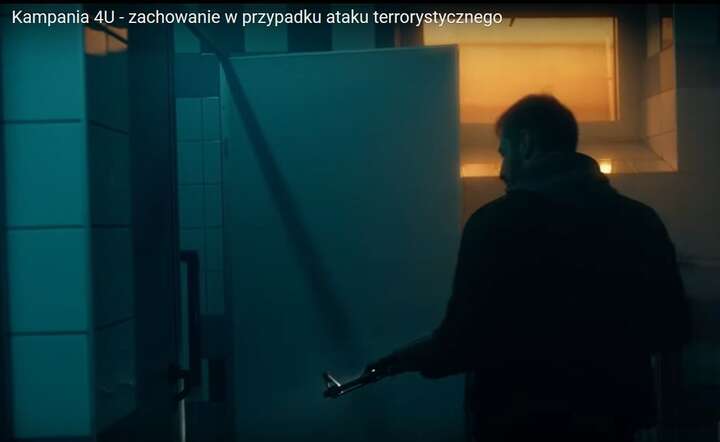 Akcja ABW przedstawia przykładowy, brutalny atak terrorysty / autor: fot. YouTube