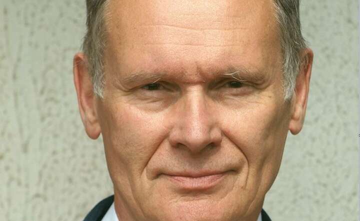 Tomasz Kulisiewicz, analityk rynku telekomunikacyjnego