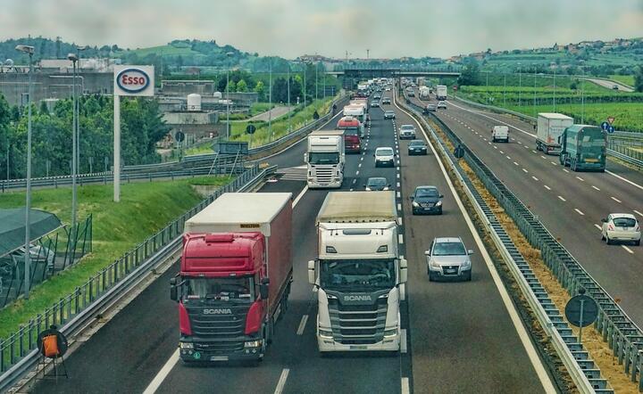 transport samochodowy / autor: Pixabay