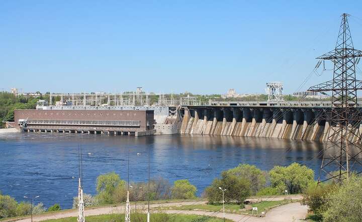 Na ukraińskim rynku energetycznym właśnie się rozpoczęła walka o nowy układ sił. Na zdjęciu elektrownia wodna na Dnieprze / autor: Pixabay