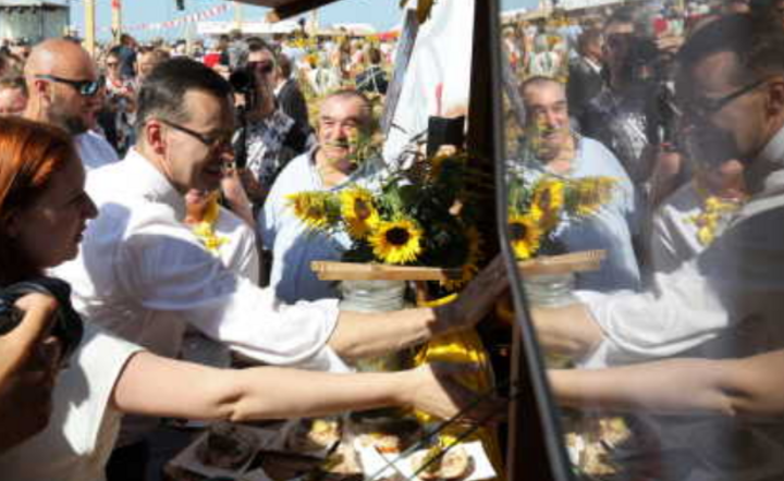 Mateusz Morawiecki w Kolnie / autor: PAP/Artur Reszko