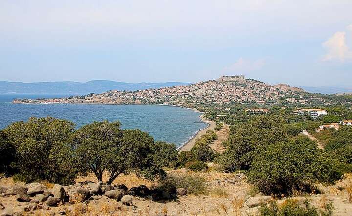 Na Lesbos około tysiąca osób usiłowało w środę przedostać się na planowane miejsce budowy nowej placówki / autor: Pixabay