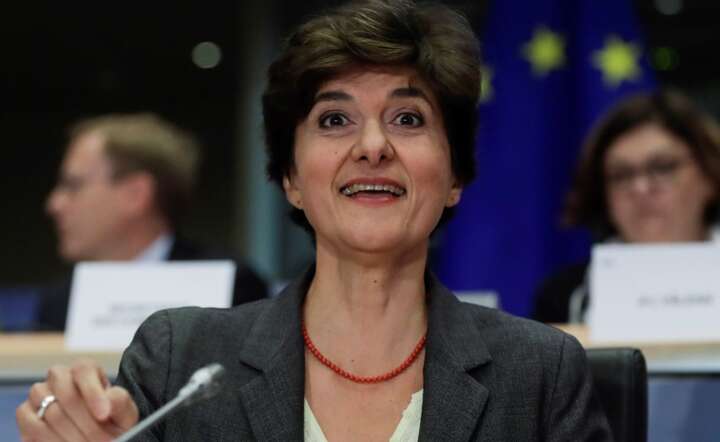 autor: PAP/EPA/OLIVIER HOSLET