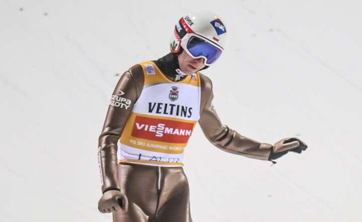 Kamil Stoch w trakcie sobotniego konkursu skoków w Lahti (Finlandia) / autor: fot. PAP/EPA/ Kimmo Brandt