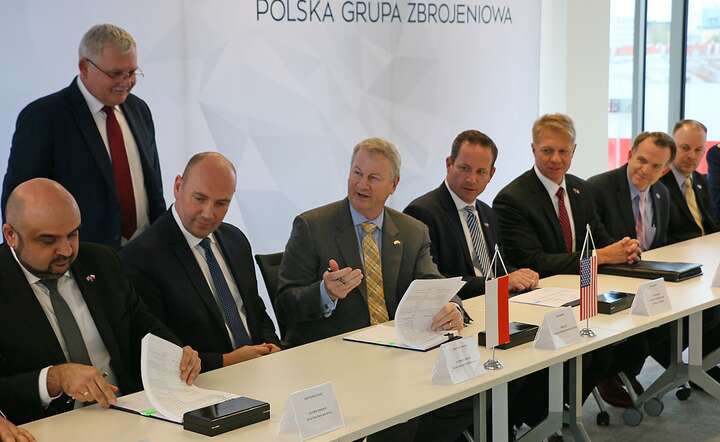 Raytheon składa w Hucie Stalowa Wola zamówienia dot. dostaw systemu WISŁA-2 / autor: fot. materiały prasowe PGZ