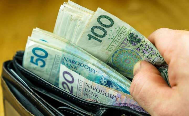 Od 1 marca świadczenia emerytalno-rentowe wzrosły o wskaźnik waloryzacji 103,56 proc. / autor: Fratria
