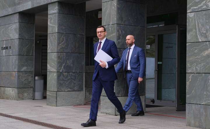 Premier Mateusz Morawiecki zakończeniu posiedzenia Rządowego Zespołu Zarządzania Kryzysoweg / autor: PAP/Mateusz Marek