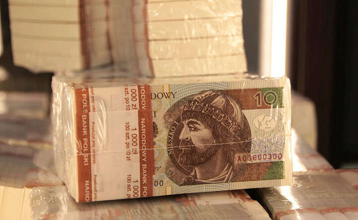 pieniądze/banknoty / autor: Fratria