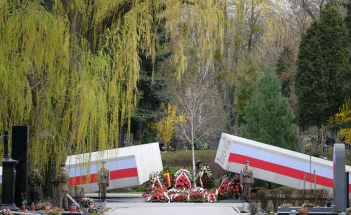 WARSZAWA 10. ROCZNICA KATASTROFY SMOLEŃSKIEJ POWĄZKI / autor: PAP
