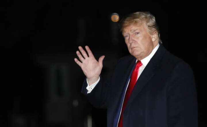 Prezydent Donald Trump pisze, że czuje się świetnie / autor: PAP/EPA/Yuri Gripas