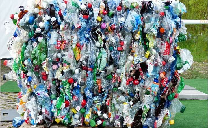 Wprowadzimy system kaucyjny na jednorazowe butelki plastikowe / autor: Pixabay