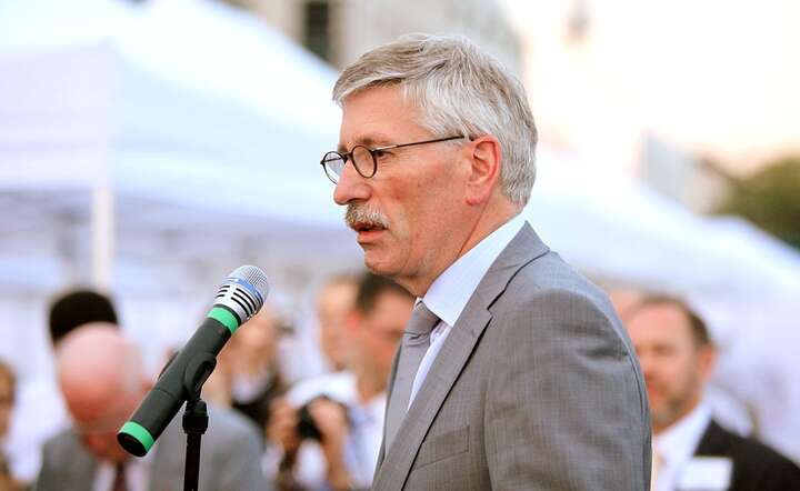 Thilo Sarrazin w lipcu 2009 / autor: By Nina Gerlach Nina - Praca własna, CC BY-SA 3.0, https://commons.wikimedia.org/w/index.php?curid=10910275