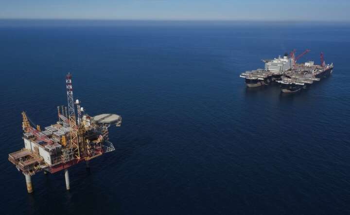 Operacja usuwania wadliwej platformy na Morzu Północnym z użyciem MS „Pioneering Spirit”, fot. materiały prasowe LOTOS (5)